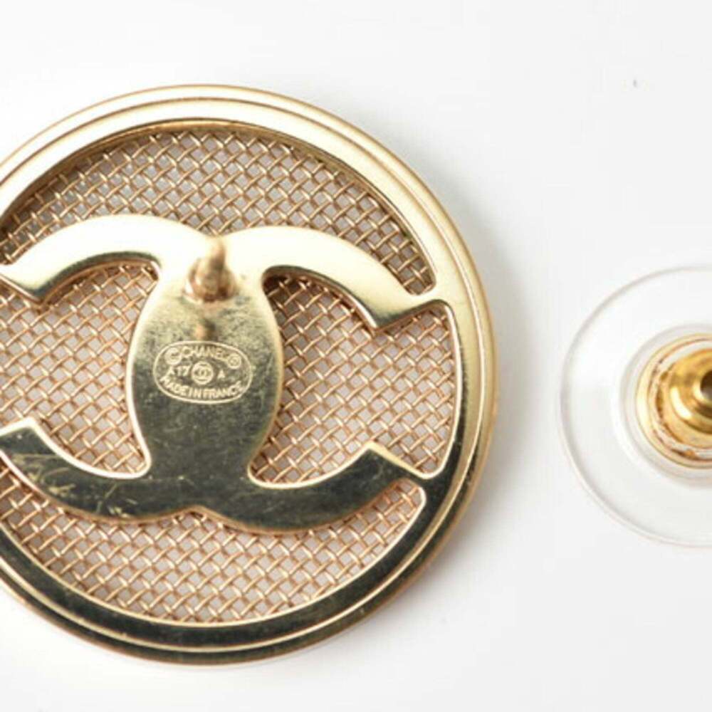 CHANEL Authentic Gold Earrings - Picture 4 of 6